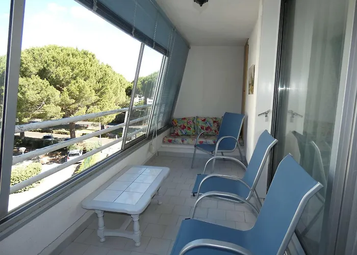 Apartmán Bel 2 Pieces Avec Loggia Vitree, Au Calme, Proche Et Commerces, Parking Inclus - Fr-1-328-237 *